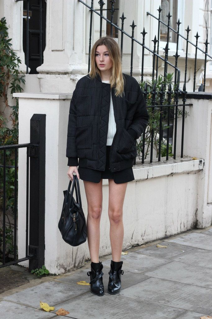 Carin_Wester_Reva_Bomber