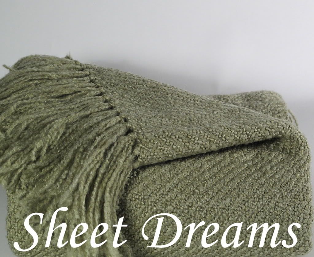 Churchill Weavers Handwoven Boucle Throw Blanket Green